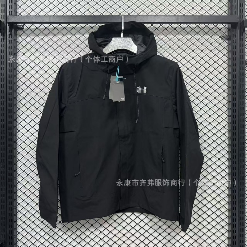 外国貿易向けアウトドア防風カップル用ジャケット、秋冬男女兼用登山ジッパー付き厚手ジャケット、防風防水|undefined
