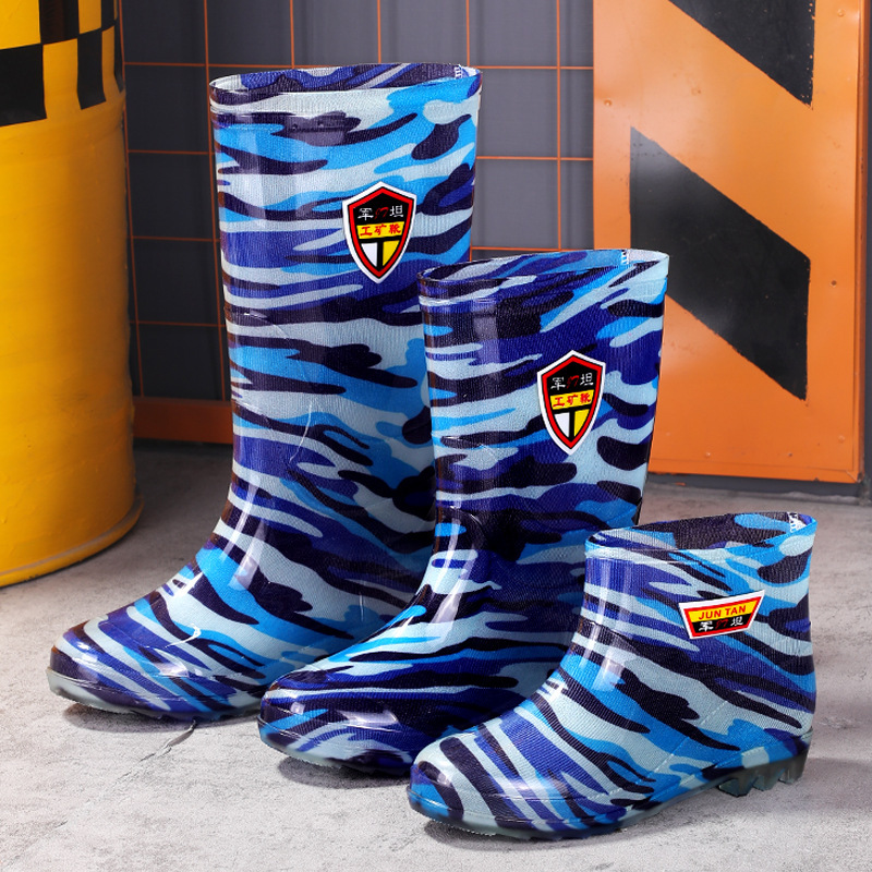 Blue camouflage rain boots men's high barrel labor protection low-top rain boots warm kitchen site rubber shoes water shoes water boots wholesale Blue camouflage rain boots men's high barrel labor protection low-top rain boots warm kitchen site rubber shoes water shoes water boots wholesale