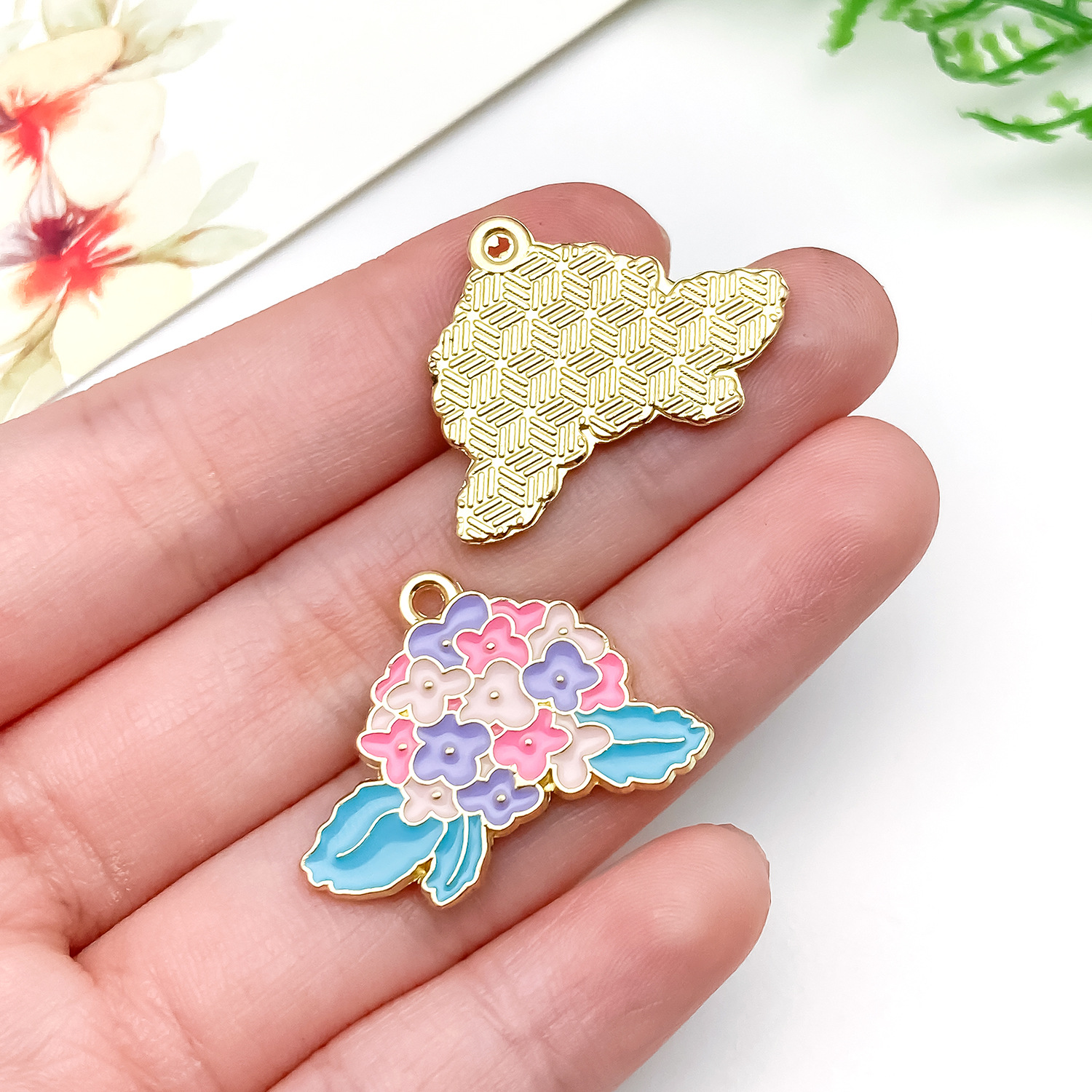 23504-YP-紫色滴油锌合金绣球花花朵20x27x1mm