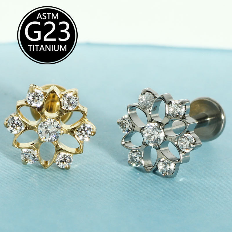Silver pointed spike labret stud material detail