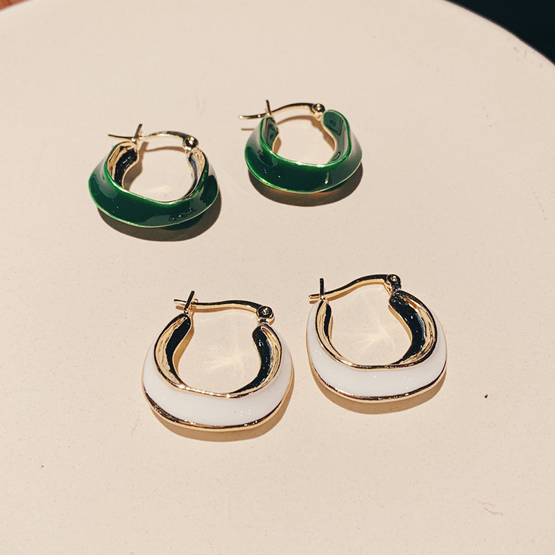 Green Drip Glaze Geometric Irregular Circle Earrings Korean Personality Retro Temperament Earrings display picture 1