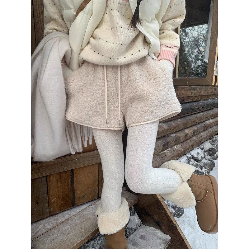 Lamb Shorts White Winter Cute Wear Pocket Shorts Retro Warm Lamb Velvet Loose Casual Pants for Women