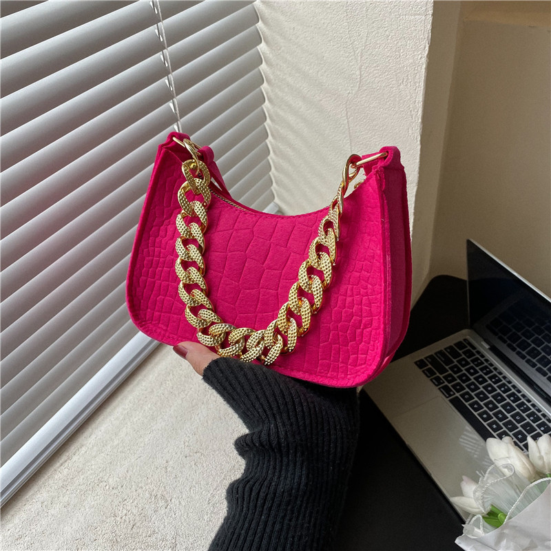Contrast Color Underarm Small Bag Women's 2022 Summer New Fashionable Popular Shoulder Bag Fashionable Chain Small Square Bag
