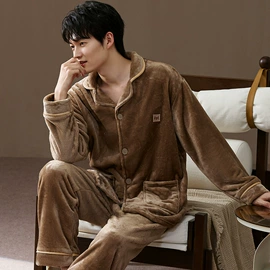 女士家居服;男士家居服;睡袍、浴袍