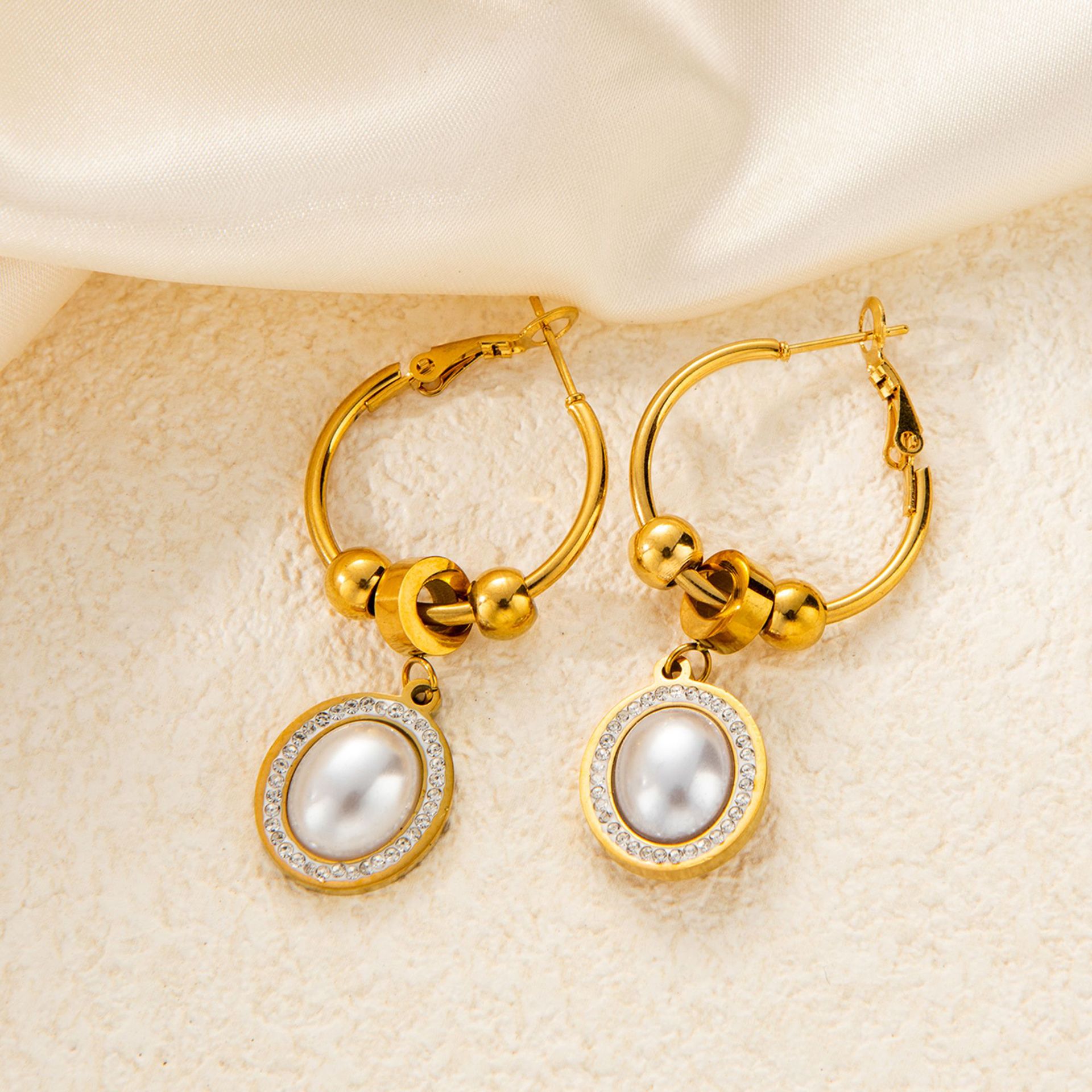 13g Weight 0.03µm Gold Plating Thickness Electroplated Gold Plating Process 201 Stainless Steel Ear Needle Material Golden Plated Plating Material Artificial Pearls Inlay Material Earrings Classification 1 Pair Quantity Casual Occasion 201 Stainless Steel Material Heart Shape Pattern Women's Gender Elegant, Lady Style Plating Craft 1 Pair Elegant Lady Heart Shape Plating Titanium Steel Earrings 8