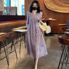 文艺范重工刺绣V领连衣裙女2023夏季宽松显瘦收腰气质长裙子