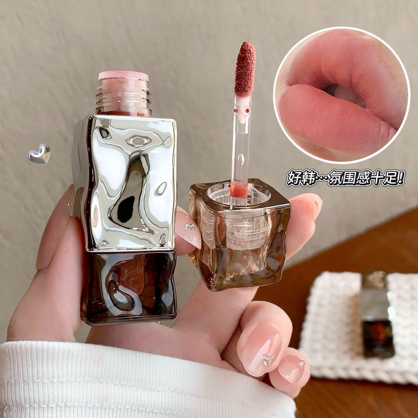 Kakashow nubes esmalte labial suave niebla superficie mate terciopelo color duradero no seco blanqueamiento labial al por mayor