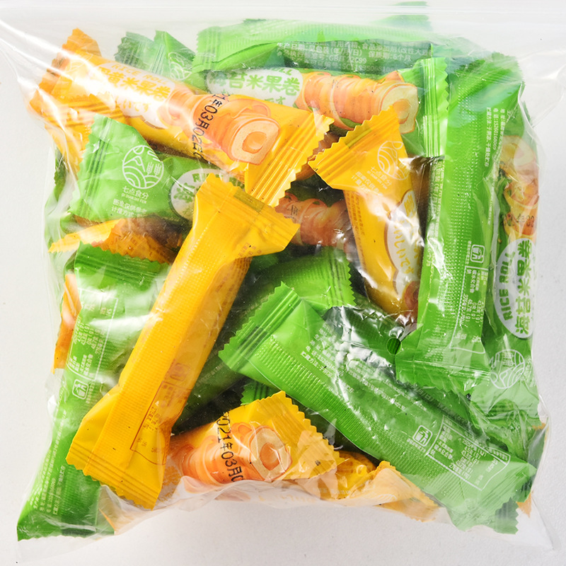 Automatic Distribution Exclusive Creamy Rice Snack Bars with Brown Rice Rolls Student Snacks Gift Pack with Salted Egg Yolk Flavor YT