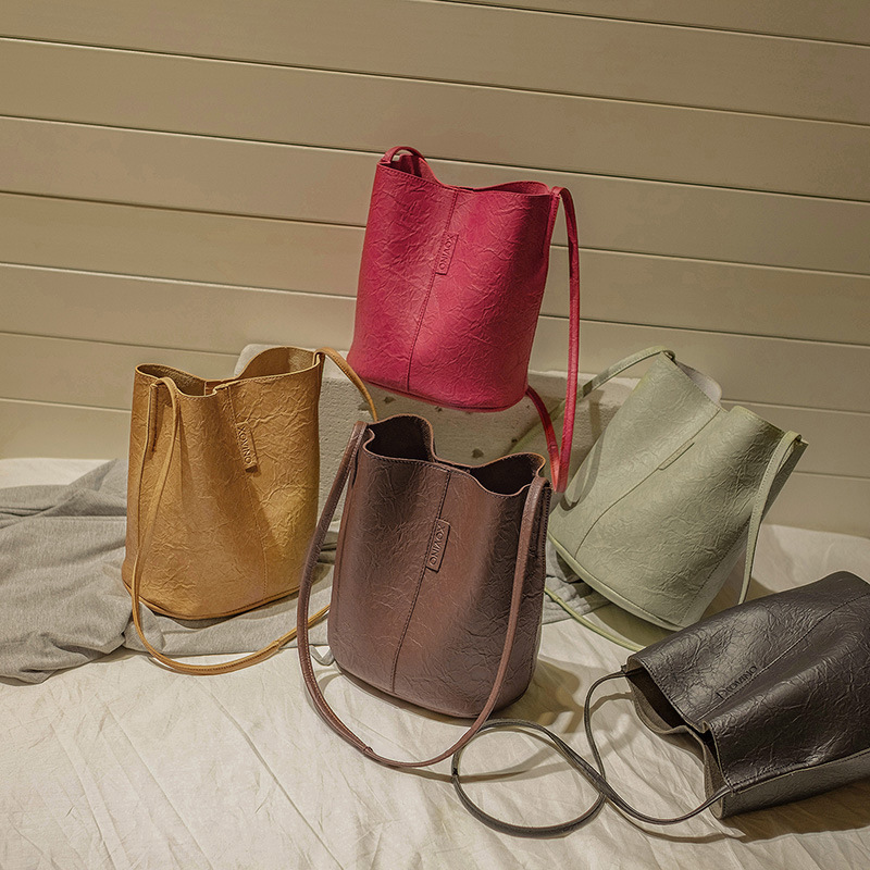 Women's Bag 2025 New Korean Style Fashionable Simple Large-Capacity Shopping Bucket Bag Single Shoulder Crossbody Bag Factory Direct Sale Women's Bag 2025 New Korean Style Fashionable Simple Large-Capacity Shopping Bucket Bag Single Shoulder Crossbody Bag Factory Direct Sale