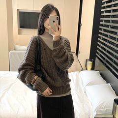 秀熙熙2025秋季新款黑标宽松长袖V领镂空针织衫上衣羊毛衣女25377