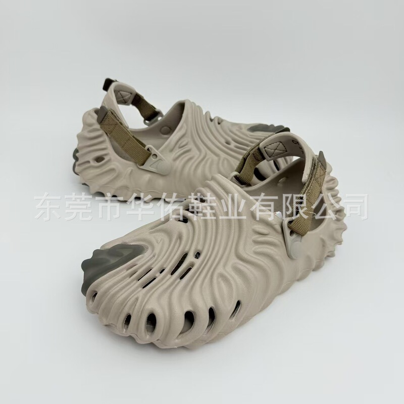 26-Year Salehe Collaboration Fingerprint Shoes for Men and Women, Couple Style Clogs, Casual Sandals, Beach Shoes, Factory Direct 26-Year Salehe Collaboration Fingerprint Shoes for Men and Women, Couple Style Clogs, Casual Sandals, Beach Shoes, Factory Direct