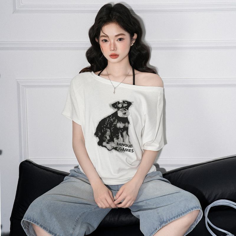 Jiyou White Puppy Print One-Shoulder Short-Sleeve T-Shirt for Women, New Summer Style, Spicy Girl Off-Shoulder Loose Fit Top