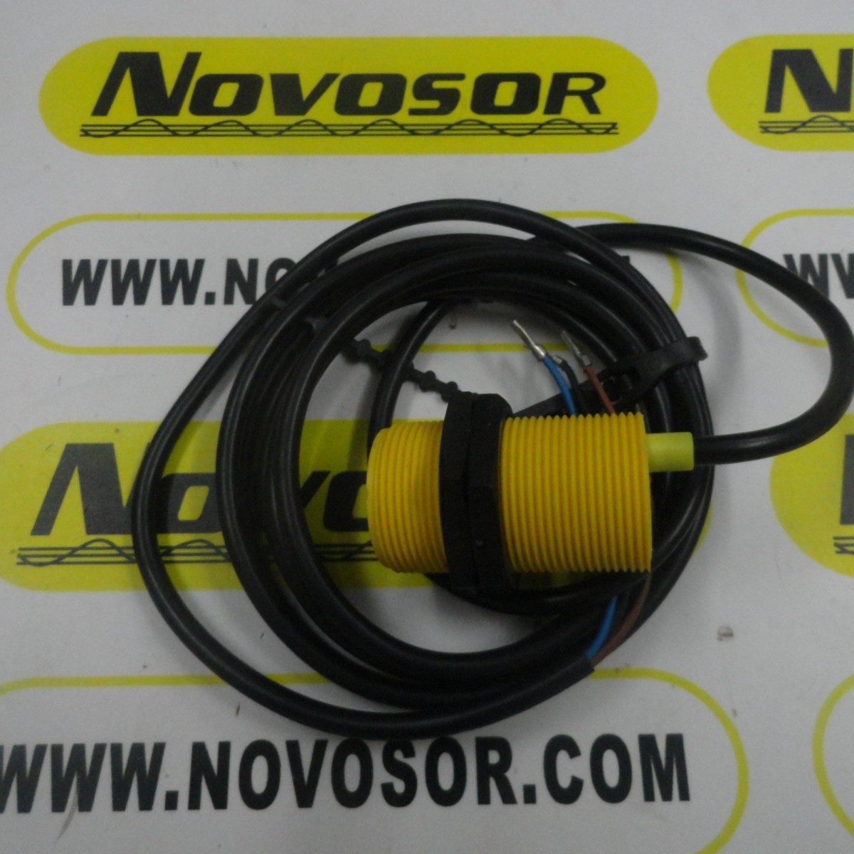 IA15UB WENGLOR光电传感器YM24PAH2ANZ、100QXVT80