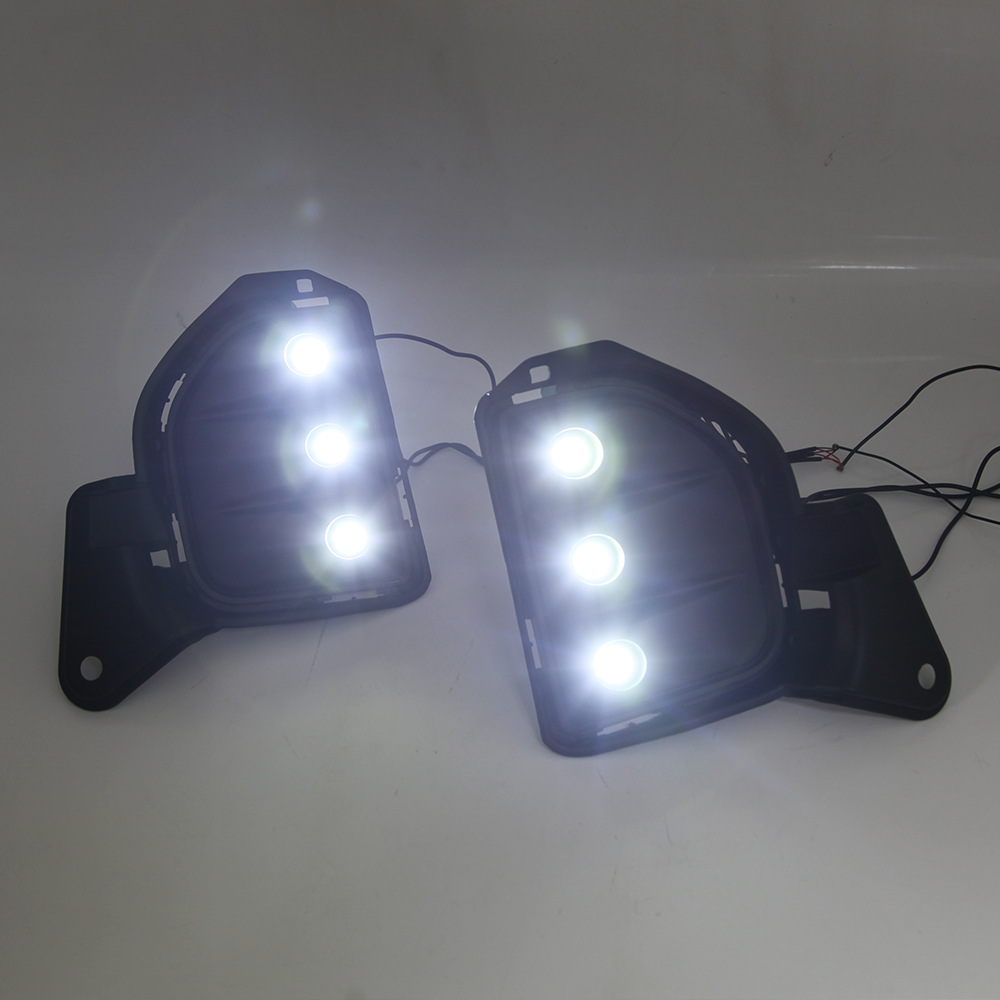 Adecuado para 14-16 Toyota león marino Luz de marcha diurna luz blanca Toyota Luz de marcha diurna