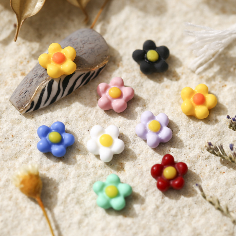 2023 Nail Art Sunflower Smiley Face Colorful Three-Dimensional Fresh Resin Nail Little Daisy Decorations Gold Foil Aurora Nails