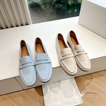 �߶���С����ʽ�������Ь�A�^��Ƥ�ٴ��ЬŮ���e����һ�_��