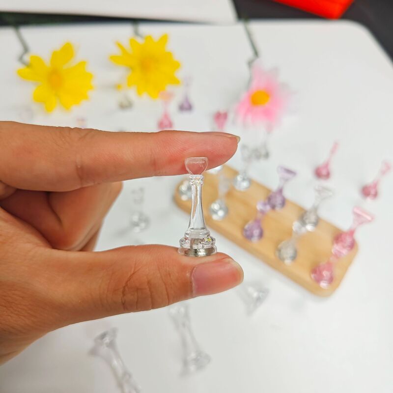 新しい高さ3cmのマニキュアネイルホルダー、Y字型プラスチックネイルホルダー、Y字型マニキュアベース、マニキュア練習用ネイルホルダー|undefined