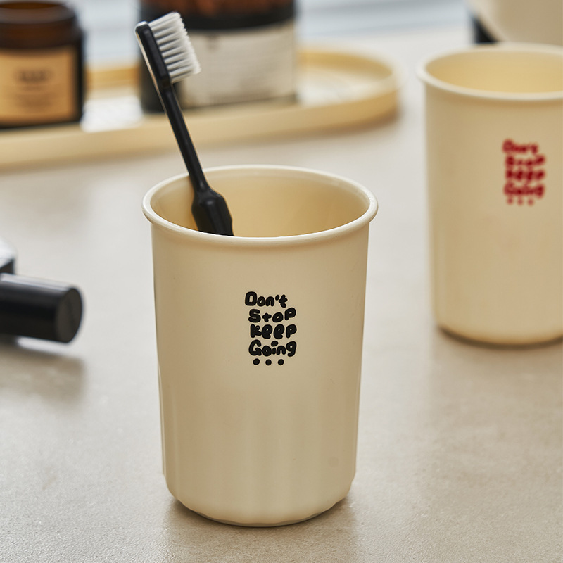 Creativo de gran capacidad con mango de taza de cepillo de dientes de alto valor facial taza de enjuague bucal casero taza de baño de pareja