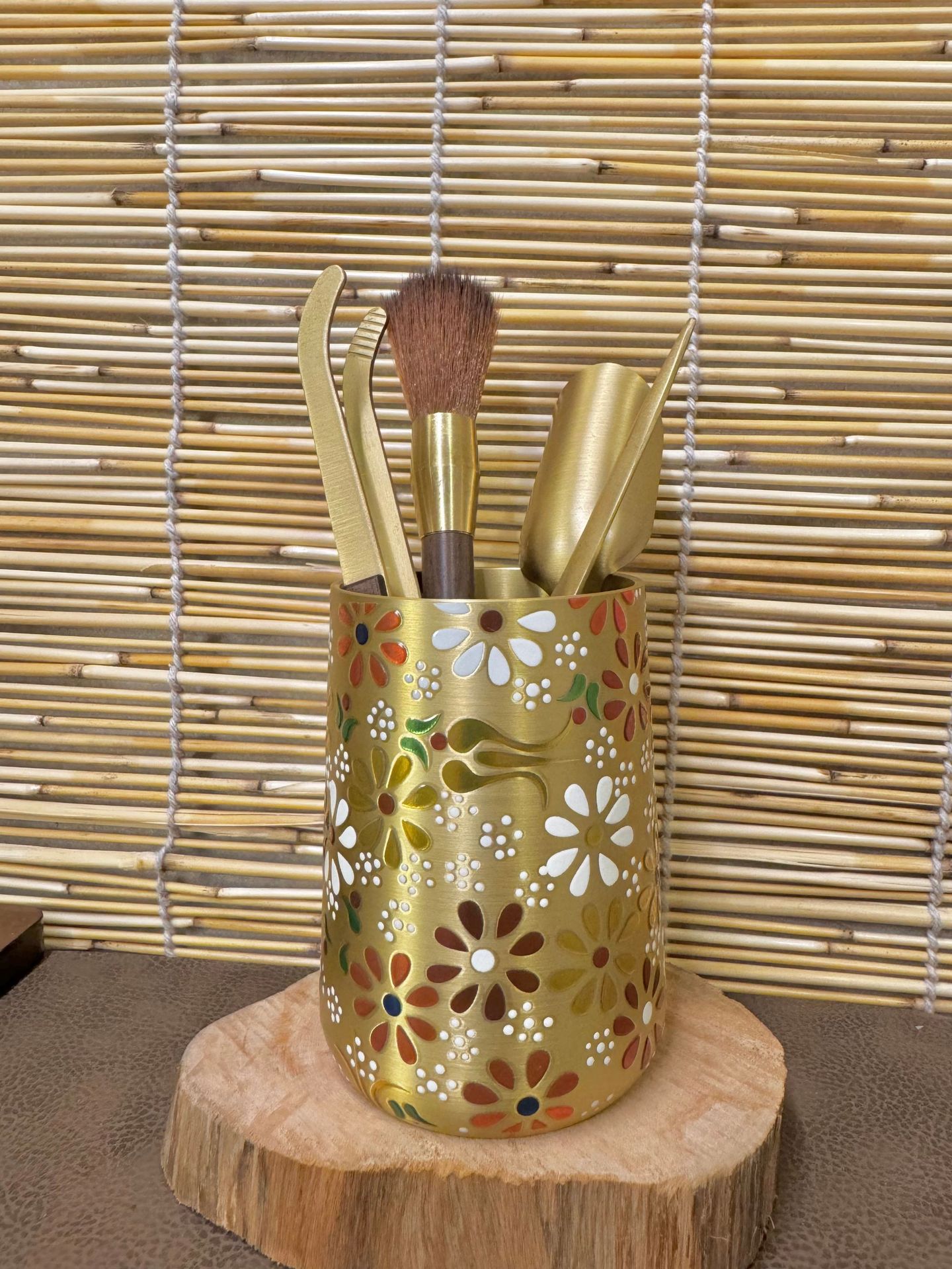 에나멜 패턴 여섯 신사