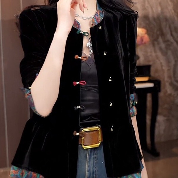 New Chinese Style National Style Stand-Up Collar Buttoned Long-Sleeved Cardigan for Women 2025 Spring & Fall New Fashion High-End Commuter Velvet Top