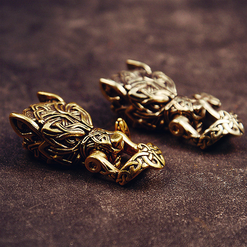Personalized Brass Domineering Wolf Buckle Car Key Chain Creative Retro Chinese Style Men's Trendy Motorcycle Key Chain Ring