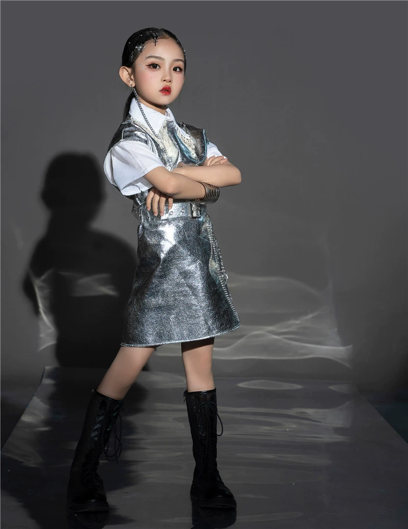 Девочки набор серебра Tide Sweet Sweet Cool Light Luxury Rock Future Technology Theme Waves Model Card Clothing