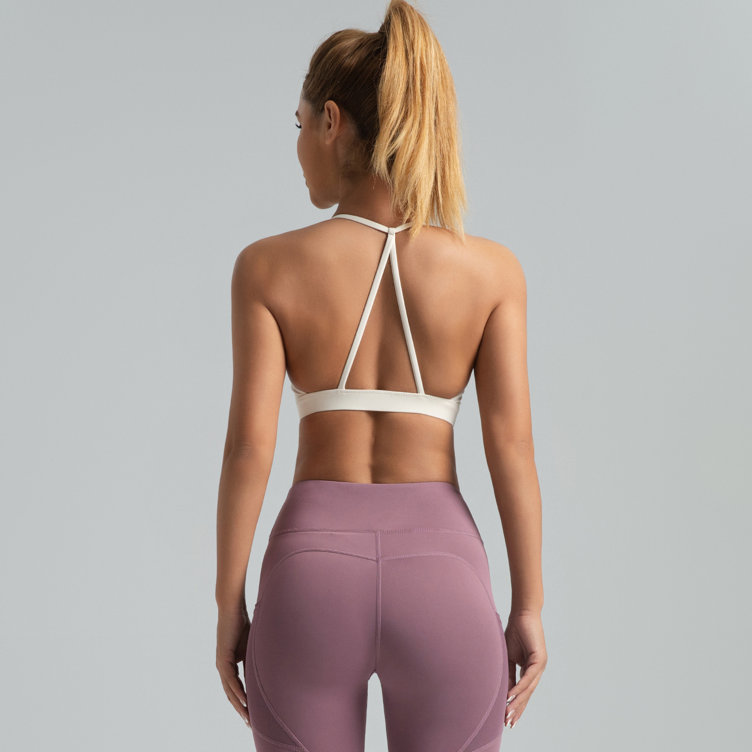 Zona transfronteriza Sujetador de cuello colgante de alta elasticidad Almohadilla para el pecho integrada fija Ropa interior deportiva Fitness Yoga Beauty Back Sling