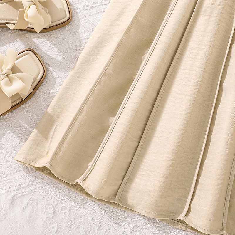 Elegancka sukienka dziewczęca bez rękawów na wiosnę i lato_voghion.com