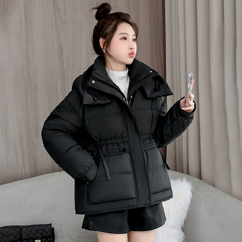 Ropa de algodón corta para mujeres 2024 nuevo tamaño grande de moda coreana chaqueta de algodón rojo con capuchón pequeño y suelto