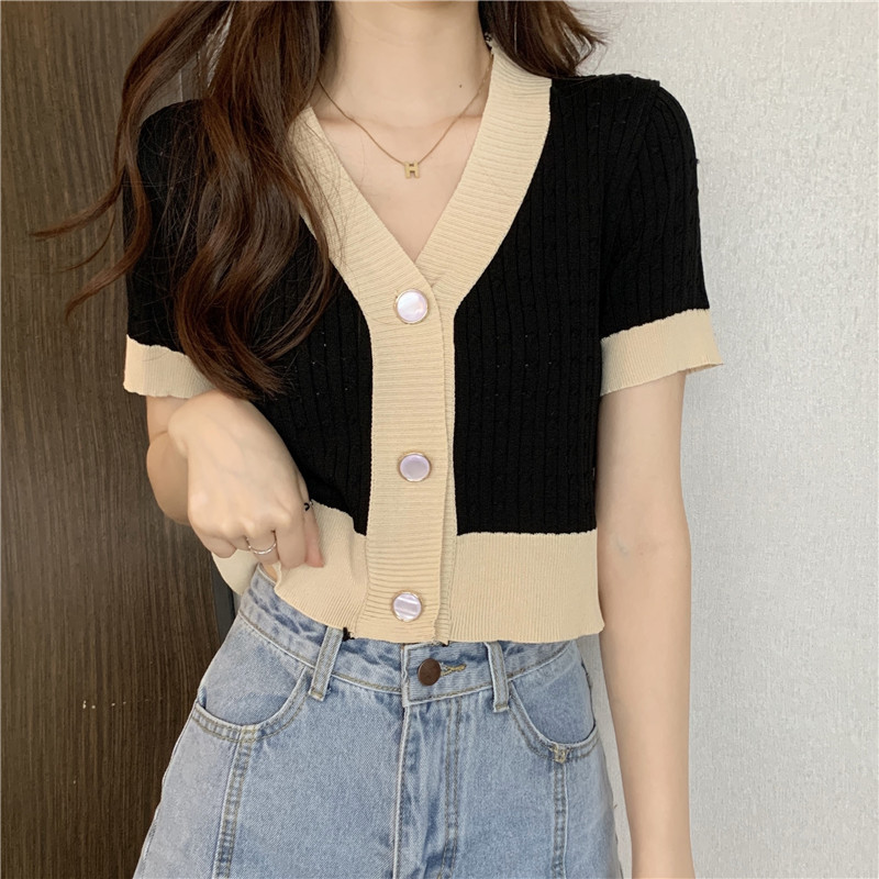 2024 New Summer Korean Style Small Loose V Neck Elegant Contrasting Color Short Top Short-Sleeved Knitted Cardigan for Women 2024 New Summer Korean Style Small Loose V Neck Elegant Contrasting Color Short Top Short-Sleeved Knitted Cardigan for Women