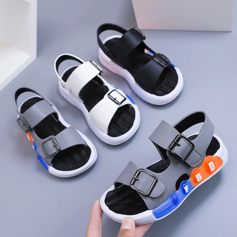 Оптовая торговля Розничная детская сандалия Летний мальчик металлическая пряжка для девочек 2024 новые сандалии 26-370 ярдов