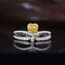 �����Ȼ���荽�Ů�Ʒ18K���Ϸ��ʯ���ο�0.16ct�S荽�ָ