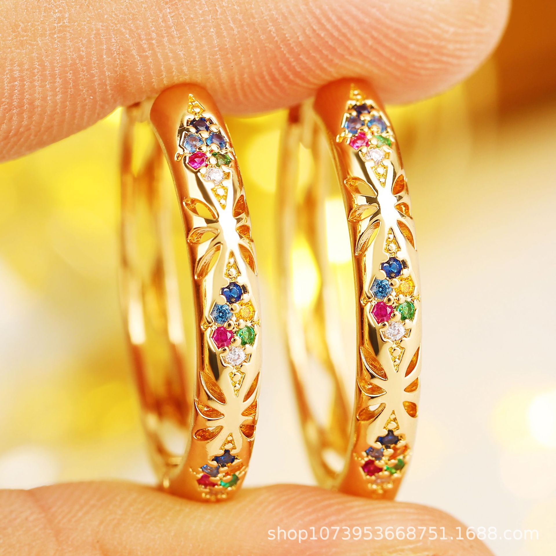 Yanbai temu cross-border foreign trade copper inlaid with colored zircon hollow hoop earrings for women, fashionable and unique earrings with a high-end feel