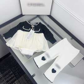 2024秋季婴儿包屁衣套装黑白拼接两件套公主小香风女宝宝衣服可爱