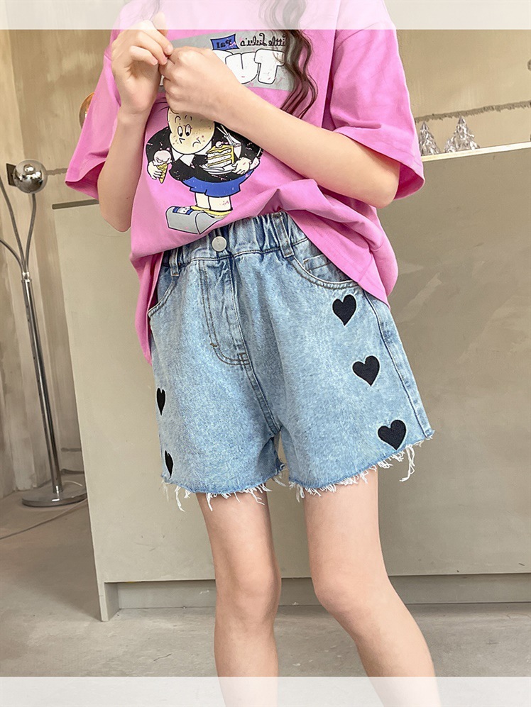 Girls in denim shorts 2021 summer new pattern CUHK Western style love Embroidery cotton material cowboy trousers