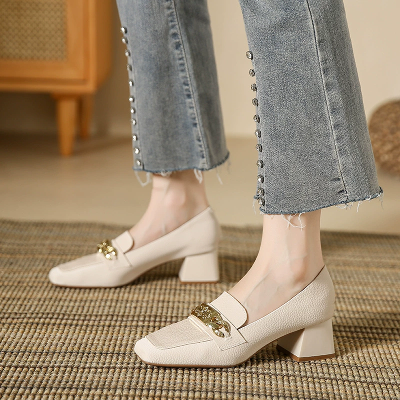 High shoes for leather shoes, fashionable loafers, universal footwear, 2025 years