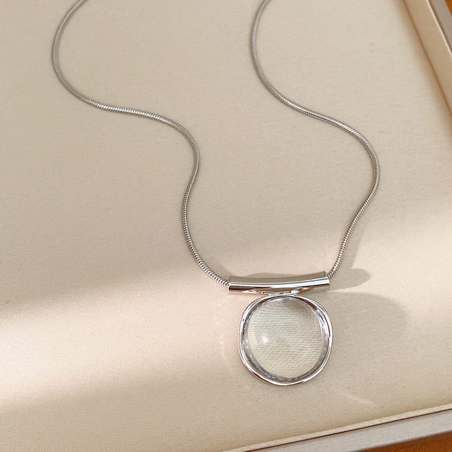 Collar redondo de resina geométrica ligero de lujo nicho cadena de clavícula simple diaria alta sensación conjunto de joyería al por mayor
