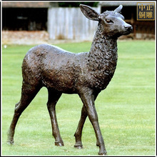 公园铜鹿雕塑铸造厂 广场园林的铜雕塑 公园铜鹿摆件 铸铜鹿雕塑