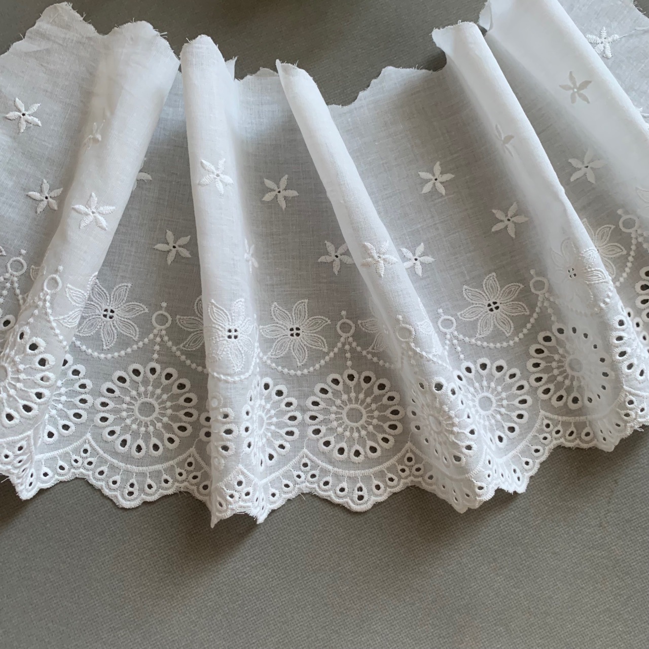 天腾批发棉布条码 树叶波浪镂空 洛丽塔女装裙摆衣袖服装辅料花边