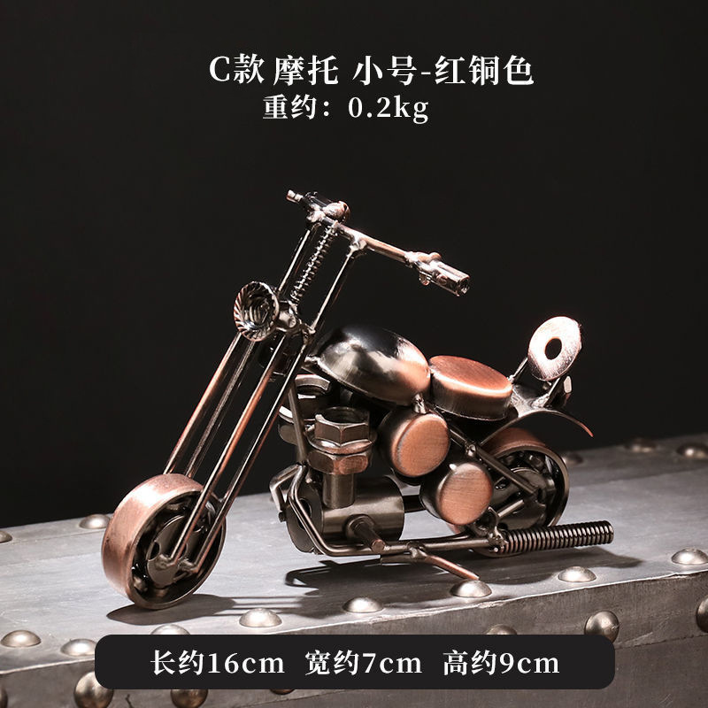 Fabricantes al por mayor de estilo europeo de lujo ligero galvanoplastia de plata adorno de modelo de avión personalidad creativa gabinete de vino entrada muebles para el hogar