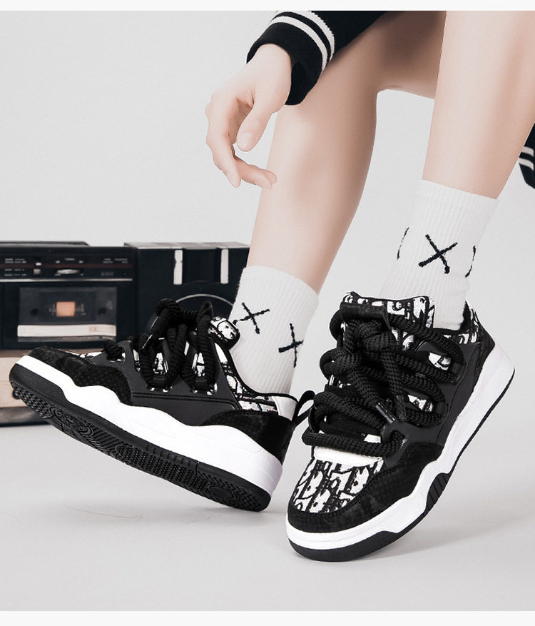 Giày sneaker unisex cổ thấp đế dày phối màu, thân lưới thoáng khí, form rộng dễ mang — Trắng, đen chi tiết 24