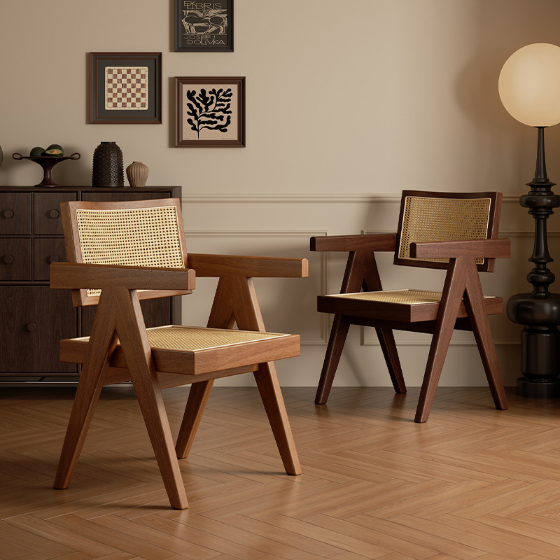 Silla de comedor de ratán para el hogar 2024 nuevo estilo medieval, silla chandigarh, silla trasera, silla de té de madera maciza de cera blanca