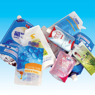 厂家供应自立袋 可免费设计带吸嘴自立袋 家用500ML装洗衣液袋