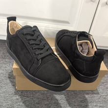 2025新款情侣运动休闲小白鞋铆钉麂皮系带刺绣平底鞋跨境男女同款