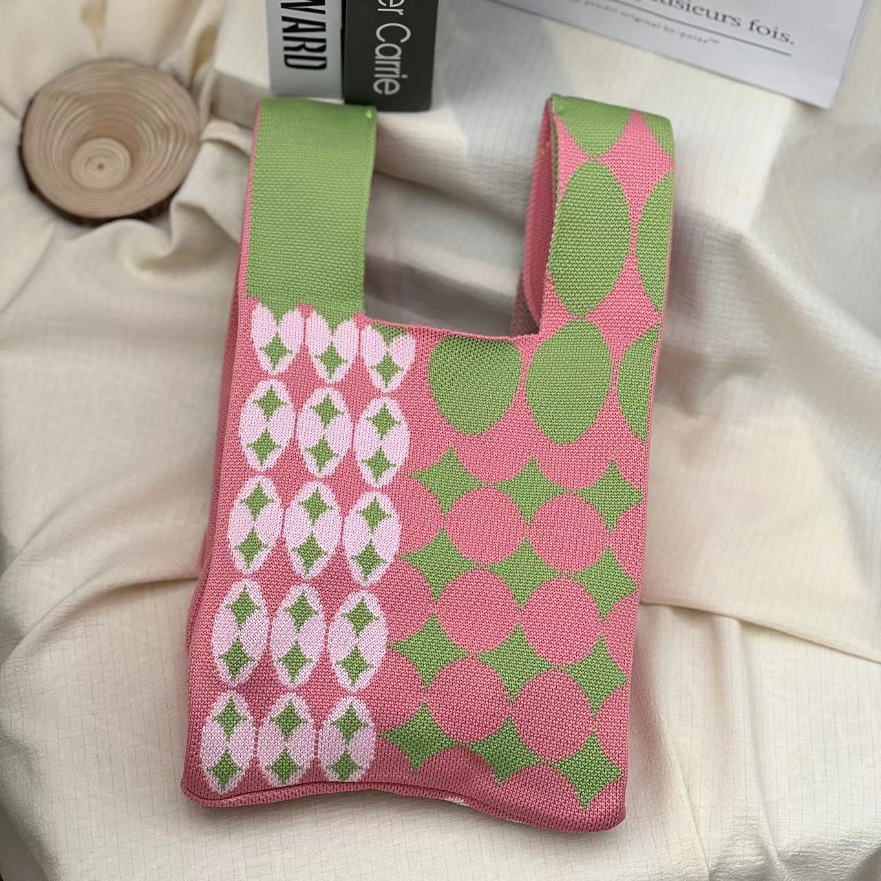 Bolso de mano tejido para embalaje de regalos, bolso tejido con múltiples patrones, estilo ins, bolso tejido para mujer, mini versátil.
