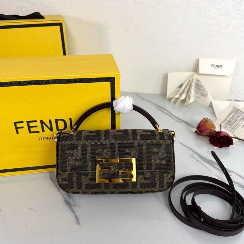 New retro vintage lunch bag, FF monogram pattern, pillow-shaped shoulder bag, crossbody bag, stylish tote bag for women