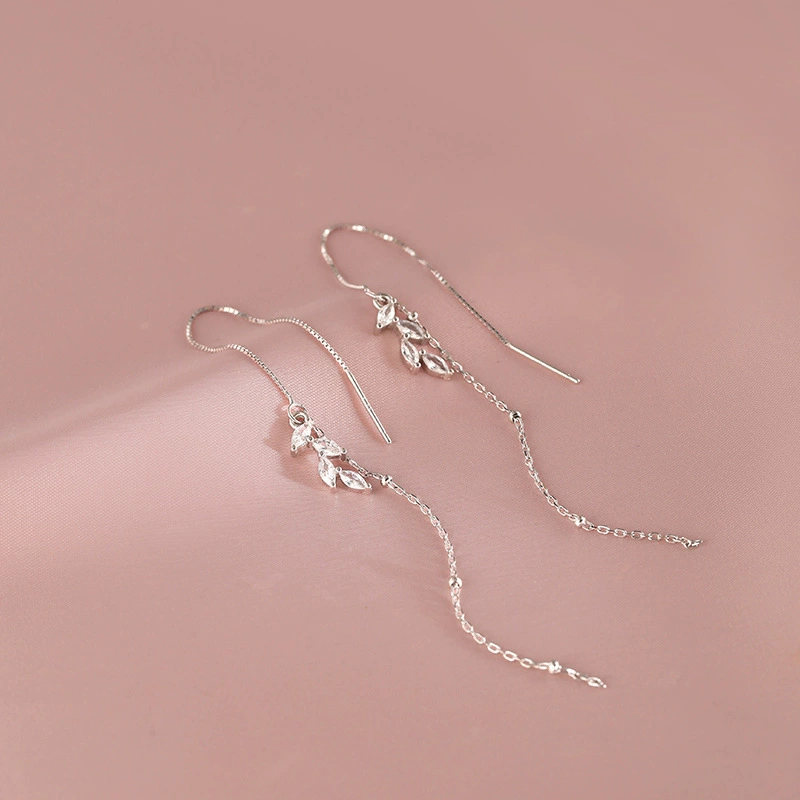 Cute fresh long earrings with tassels