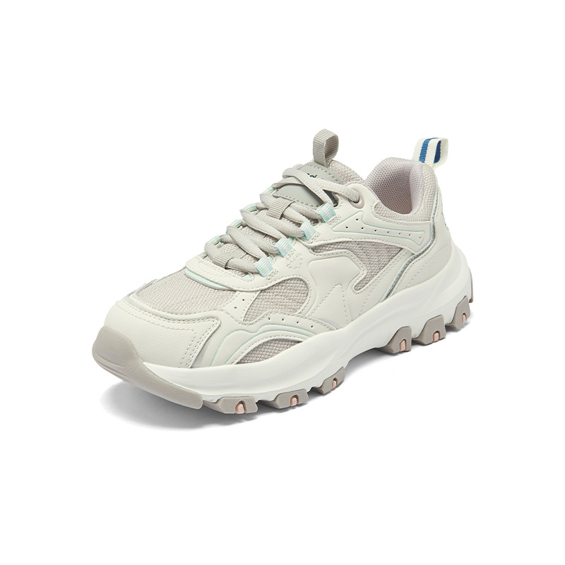 Zapatos de Augu Shi Deng Padres y mujeres 2025 nuevos zapatos casuales ligeros de soleas gruesas de otoño al aire libre zapatos de montaña blancos