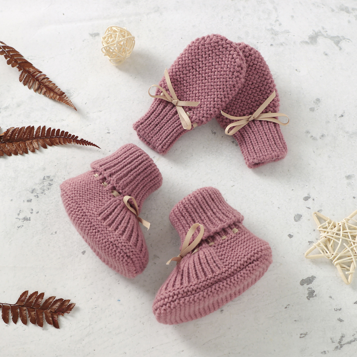 Baby Gloves and Shoes Set Color 3