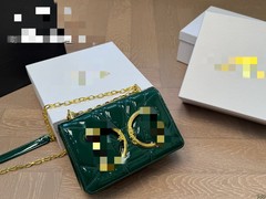 新商品の高級品質の女性の漆の皮は本革の紋様を包んで斜めに手にまたがります。